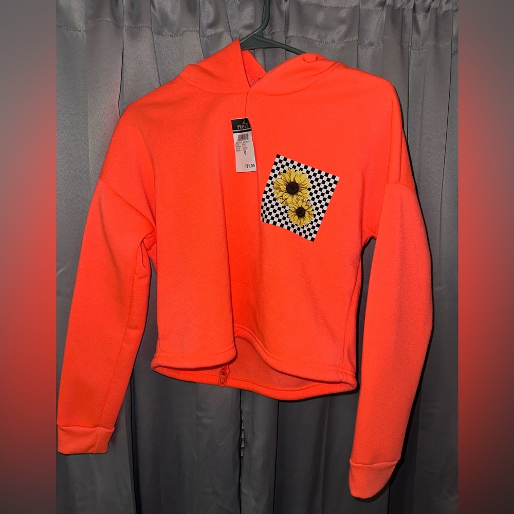 Cropped hoodie